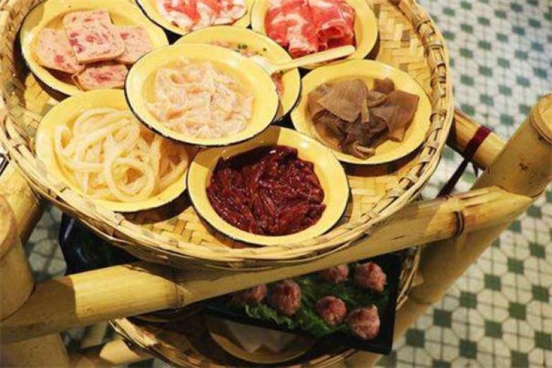 ‘xc体育’重庆文理学院:探索出一条在生活中育人的路子(图3) xc体育